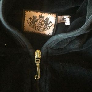 Solid black large juice jacket